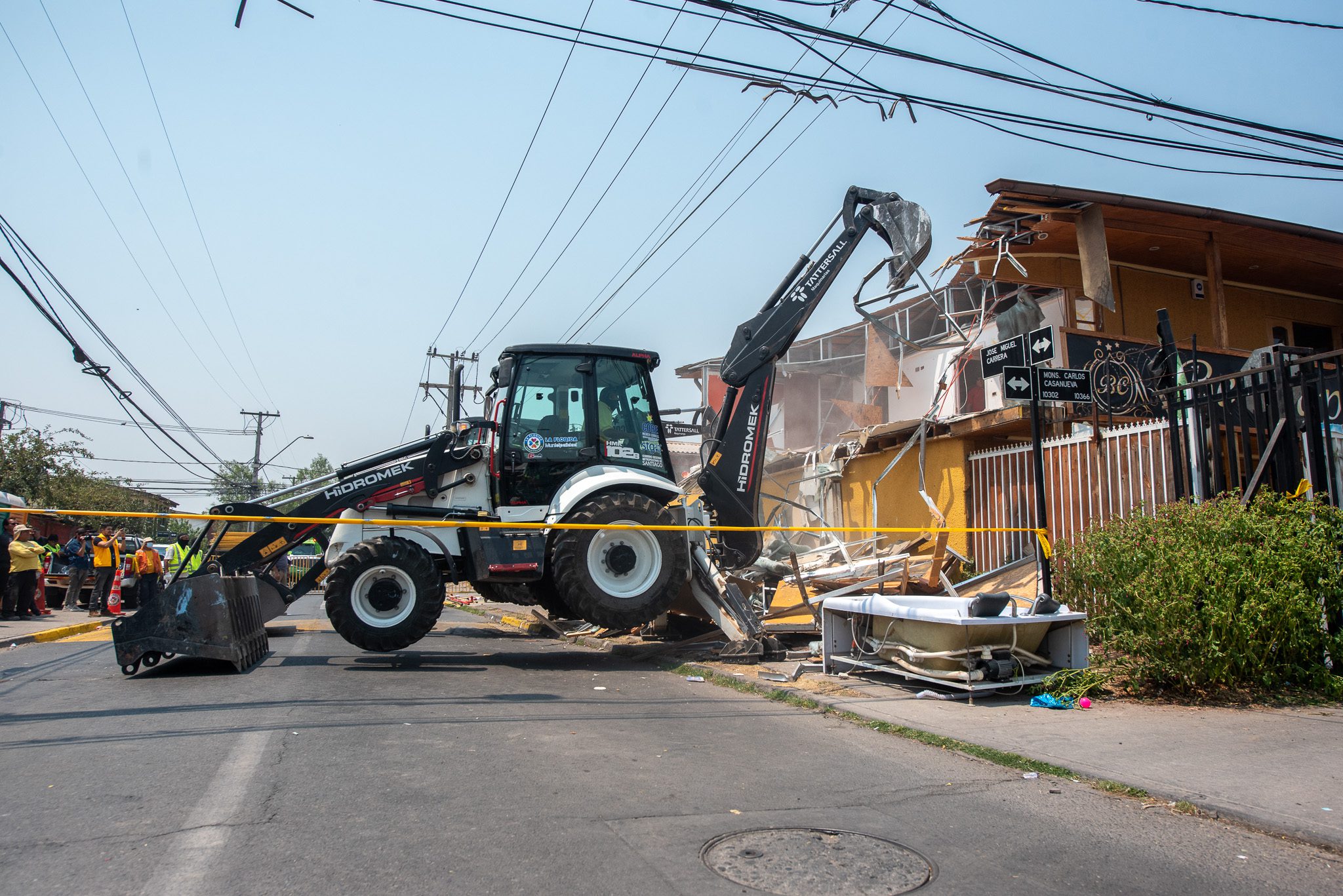 Municipalidad de la Florida detalla exitoso operativo de demolición de  narco-casas – Tierramarillano – Noticias de Atacama y Chile